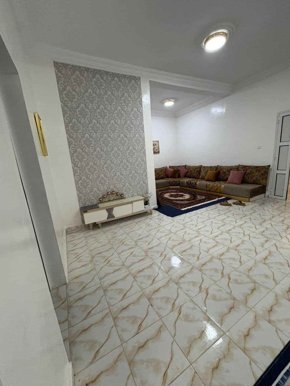 شقة مفروشة (4)
