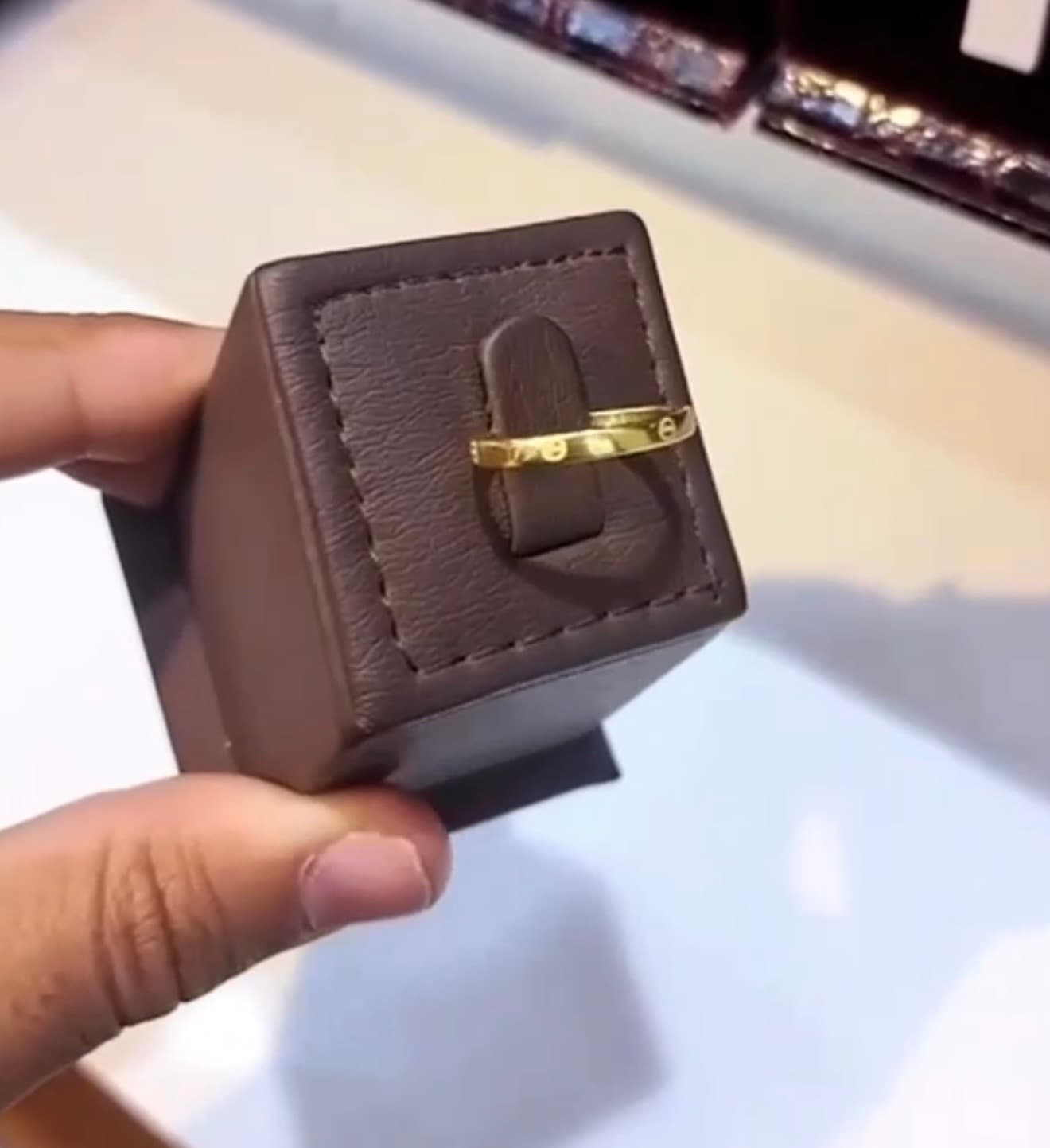 خاتم ذهب