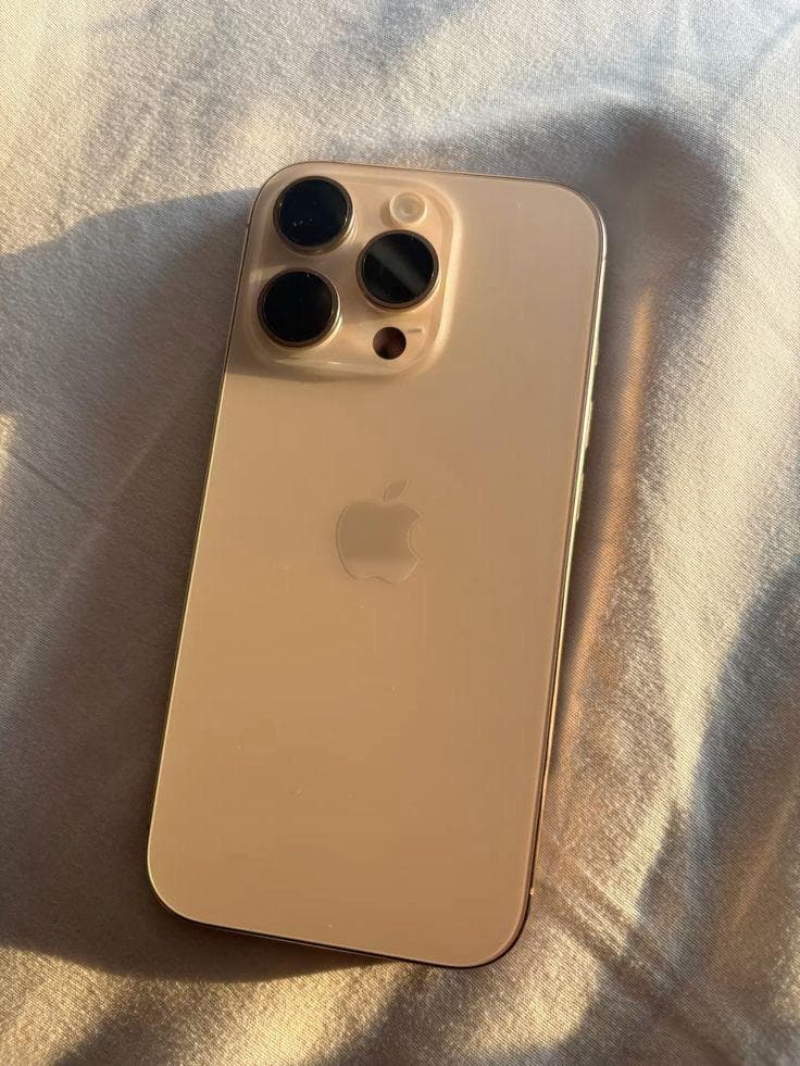 iPhone 16 Pro Max (2)